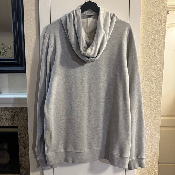 Scotch & Soda Home Alone Twisted Neck
Hoody Distressed Gray Size XL - Picture 7 of 12
